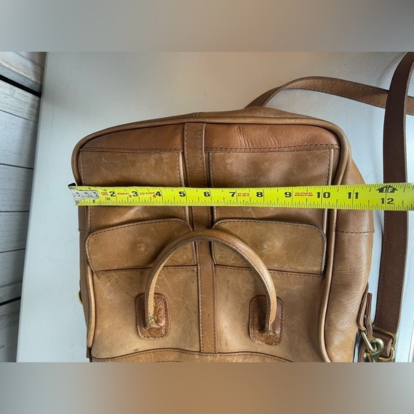 J.W. Hulme Co. Genuine Leather Excursion Tote Bag Double Pocket Distressed - Picture 10 of 11